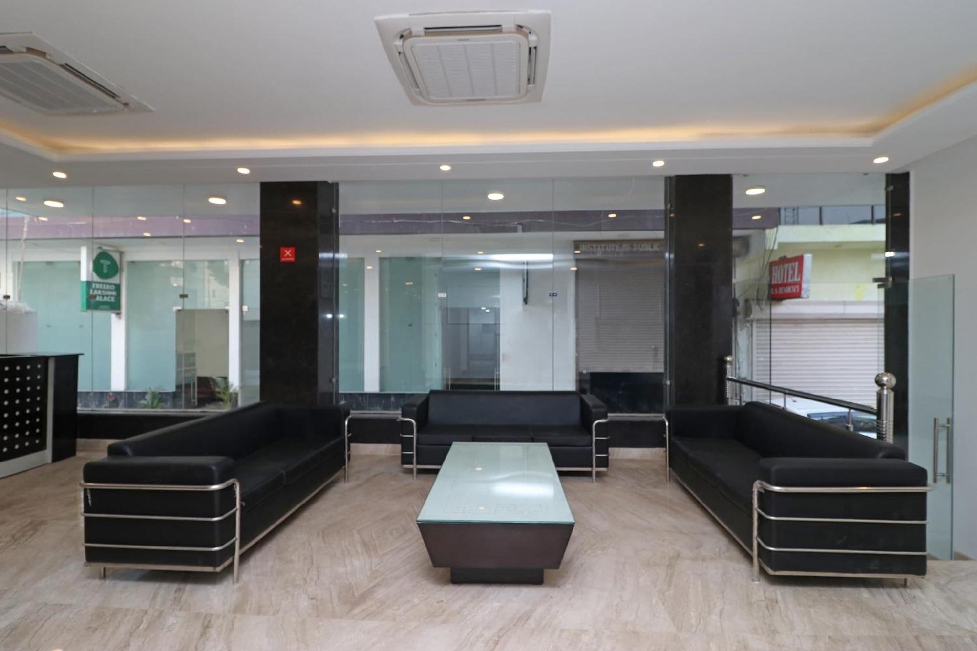 Hotel O Aamara Yeni Delhi Dış mekan fotoğraf