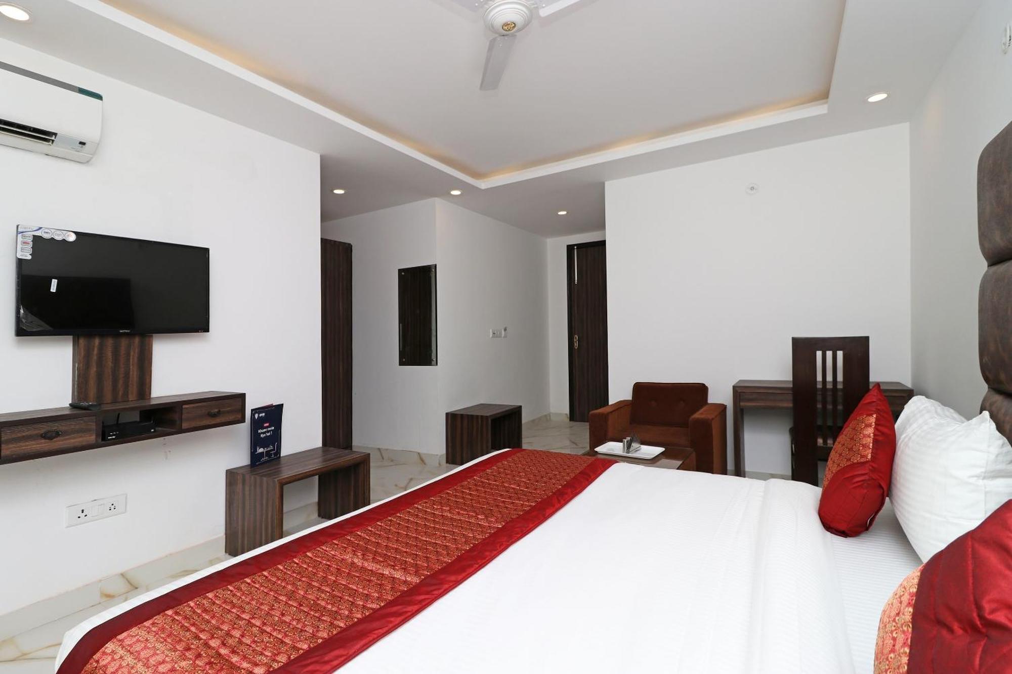 Hotel O Aamara Yeni Delhi Dış mekan fotoğraf