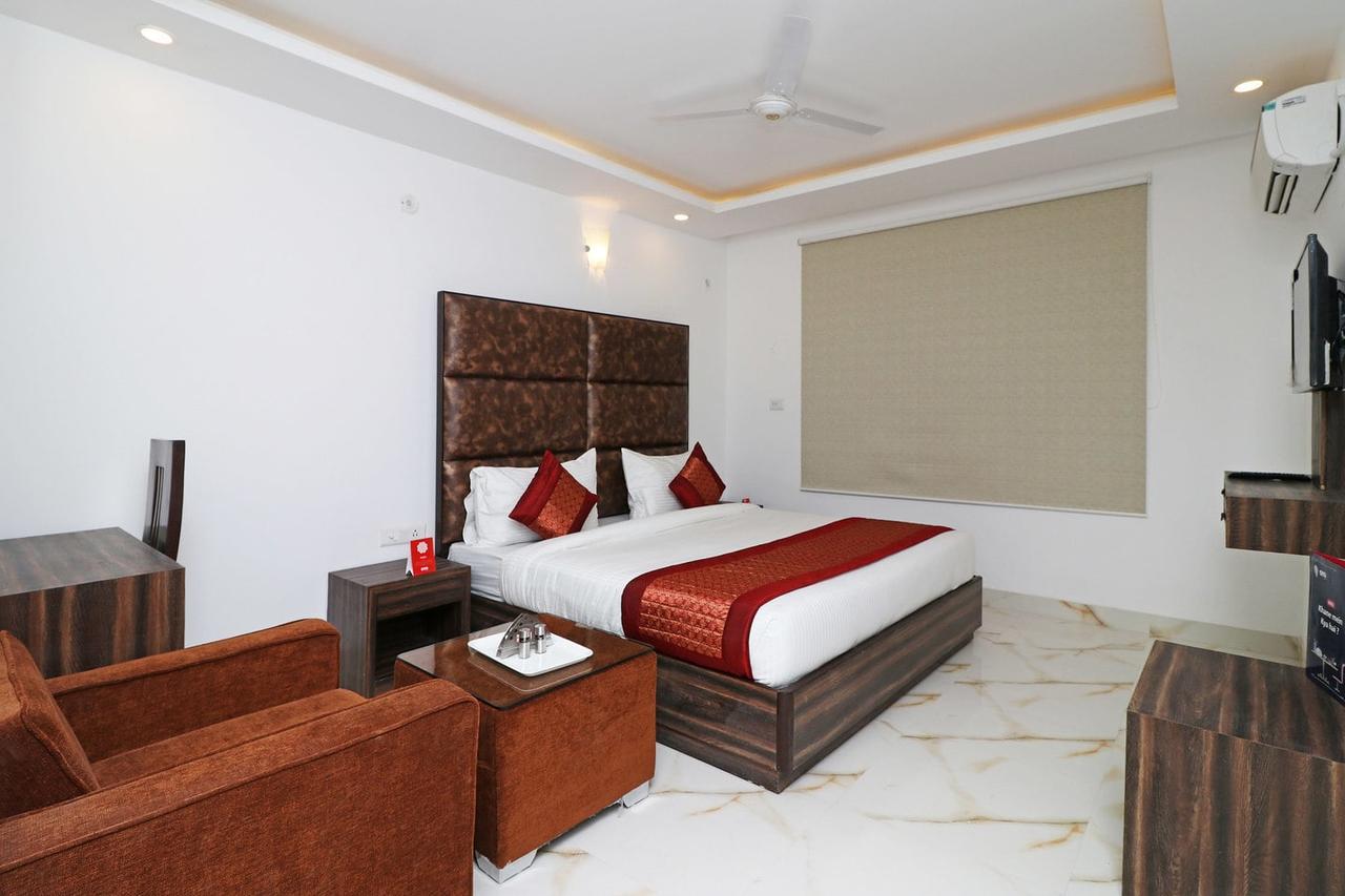 Hotel O Aamara Yeni Delhi Dış mekan fotoğraf